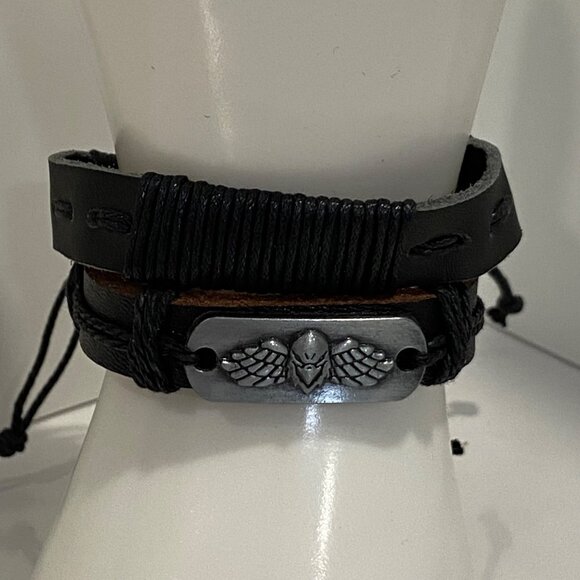 Handcrafted Leather 2 Bracelets set  With Eagle open wings Emblem & Adjustable - Picture 1 of 9
